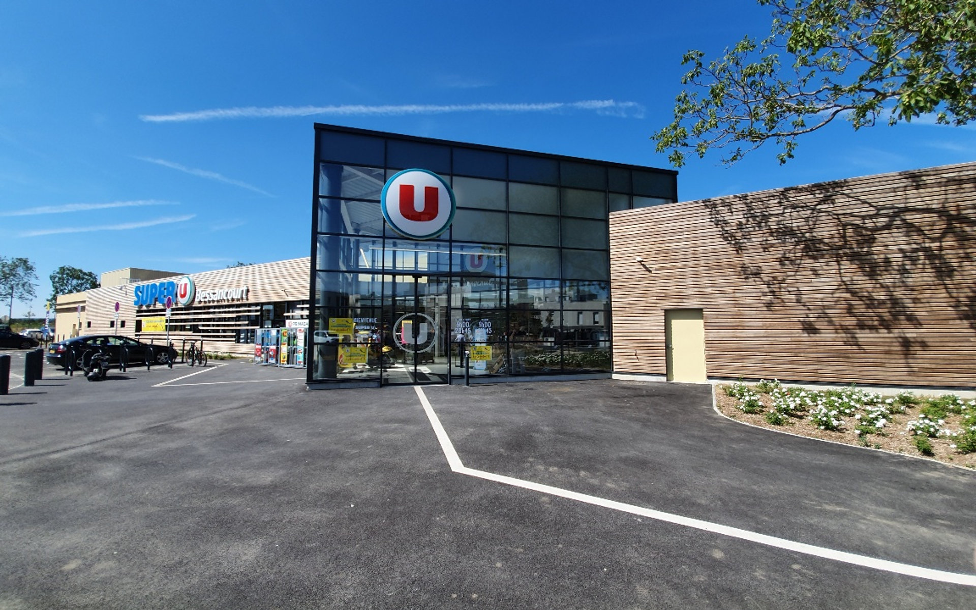 Super U Bessancourt — architecture commerciale, Holistic a&d